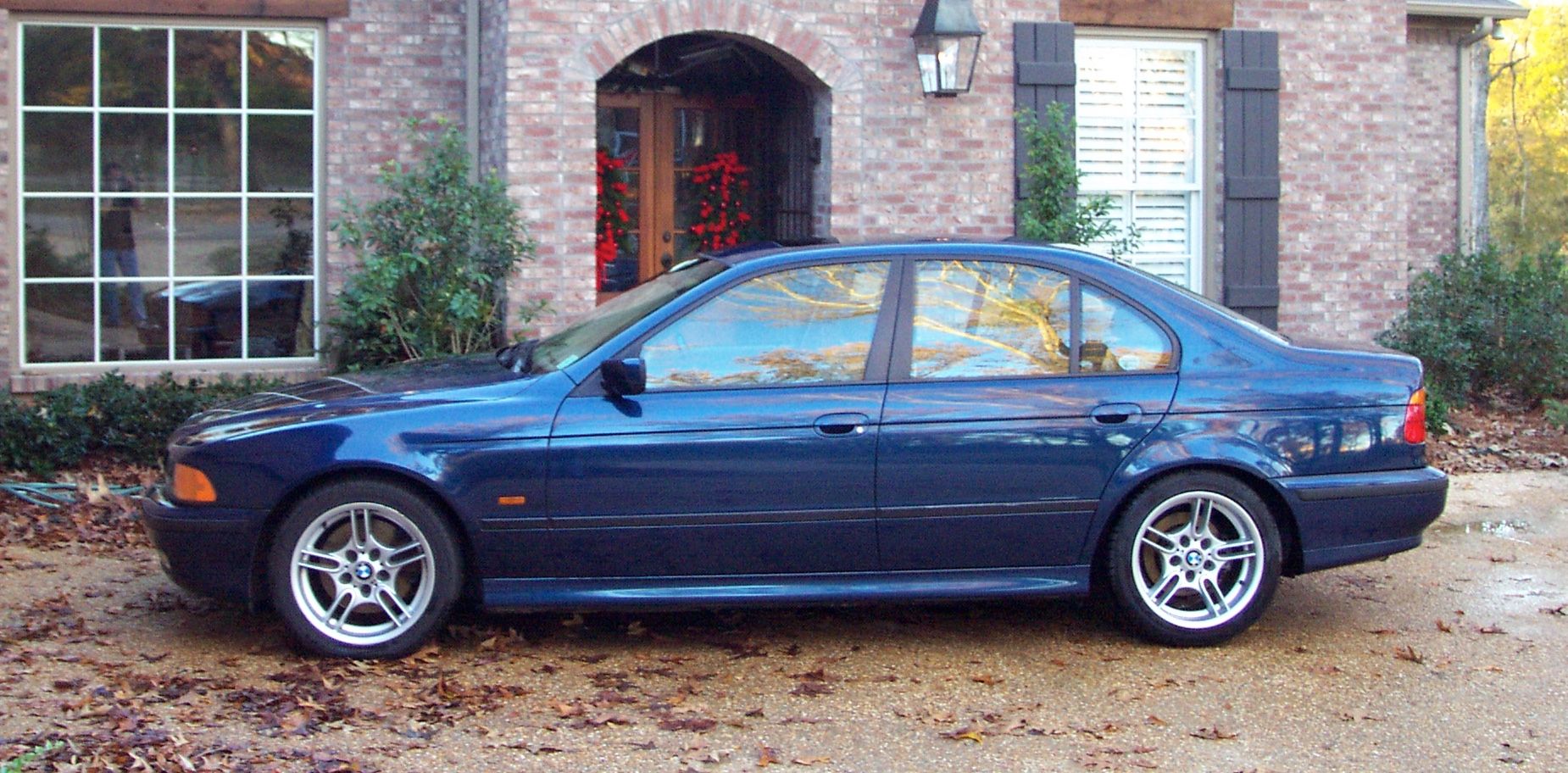 2000 BMW 	540i